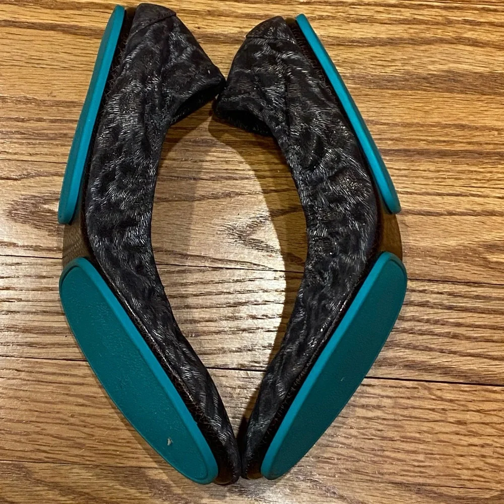 Black Leopard Limited Edition Tieks Size 12 New in Box - Picture 12 of 13